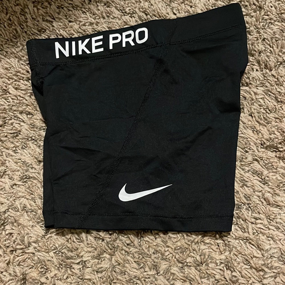 Women's Nike spandex shorts